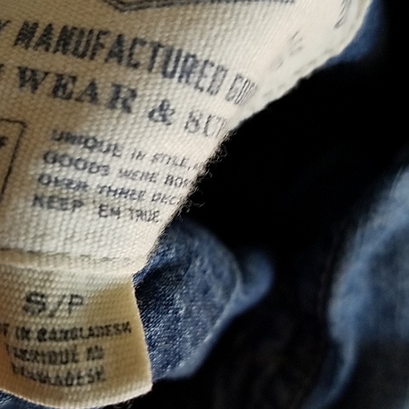 American Eagle Denim shirt - Picture 7 of 7